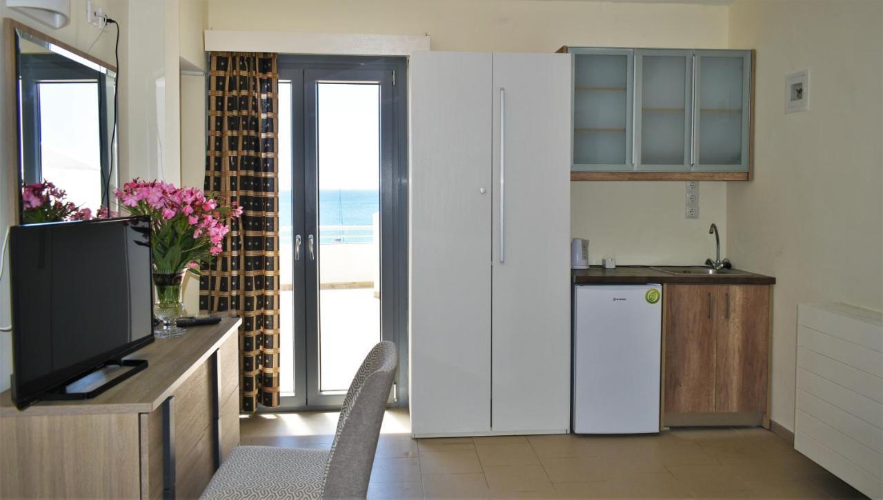 Panorama Hotel Agia Marina  Extérieur photo