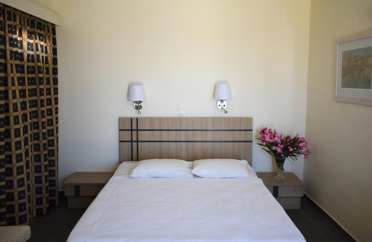 Panorama Hotel Agia Marina  Extérieur photo