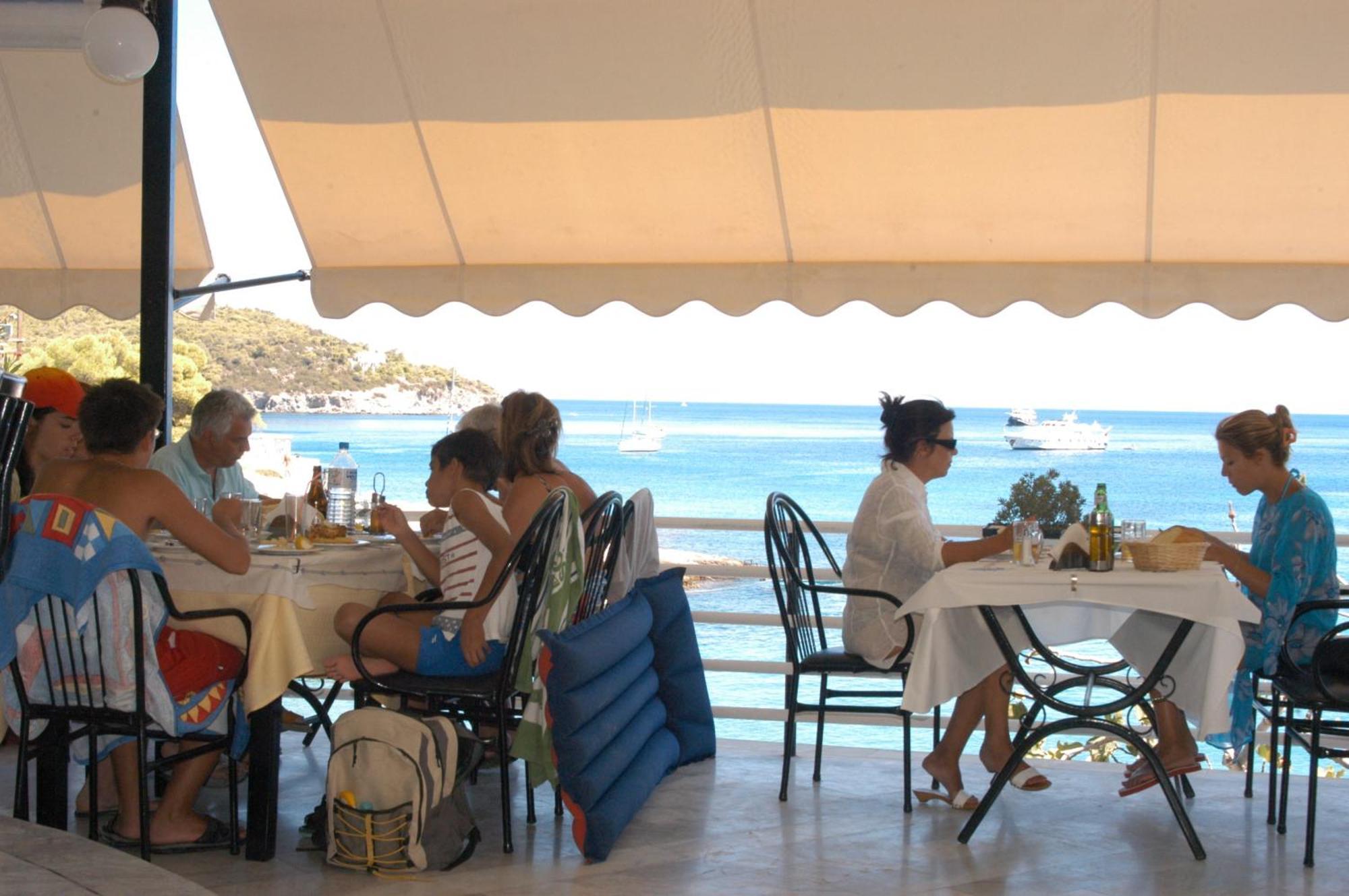 Panorama Hotel Agia Marina  Extérieur photo
