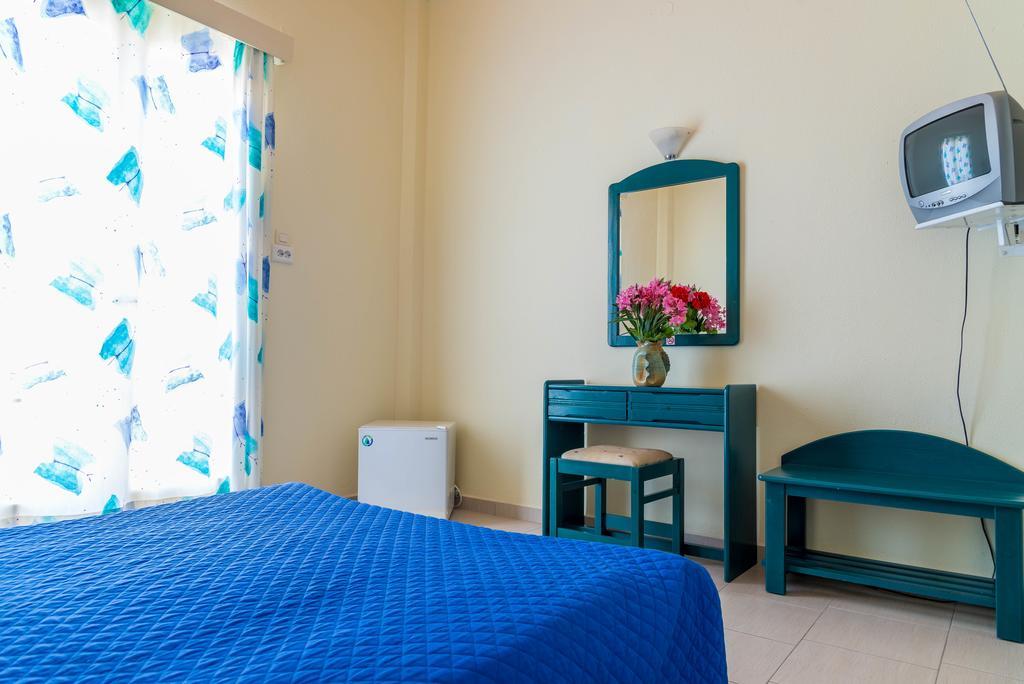 Panorama Hotel Agia Marina  Extérieur photo